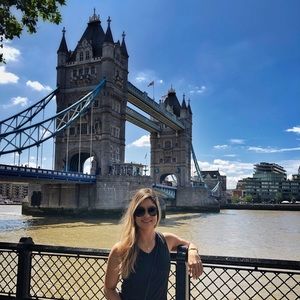 Meet your Posher, Linda